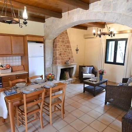 Christina Villas- Minoan Inland Pentamodi エクステリア 写真