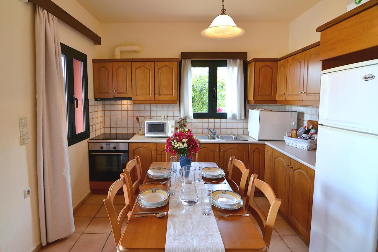 Christina Villas- Minoan Inland Pentamodi エクステリア 写真